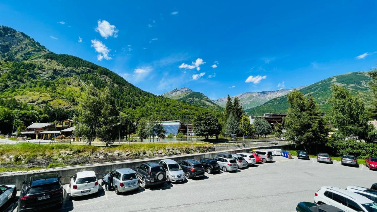 Appartamento Smith Roero - Affitti Brevi Italia Bardonecchia Ngoại thất bức ảnh