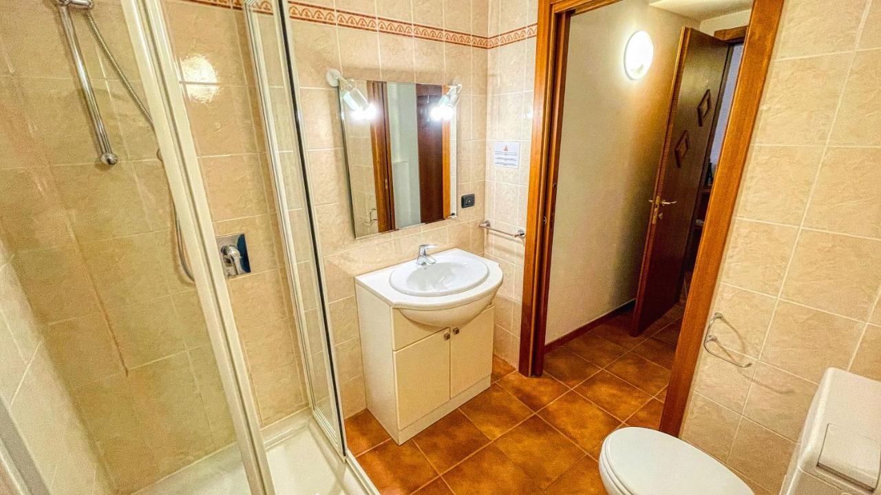 Appartamento Smith Roero - Affitti Brevi Italia Bardonecchia Ngoại thất bức ảnh